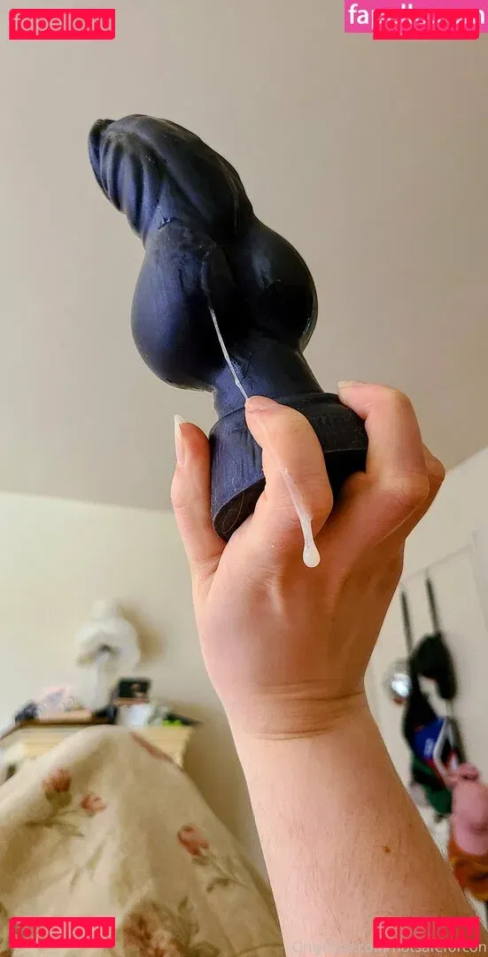 notsafeforcon Onlyfans Photo Gallery 