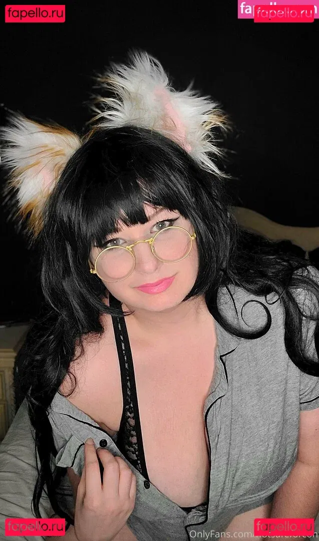 notsafeforcon Onlyfans Photo Gallery 