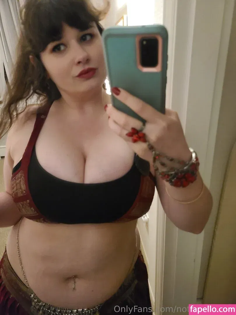 notsafeforcon Onlyfans Photo Gallery 