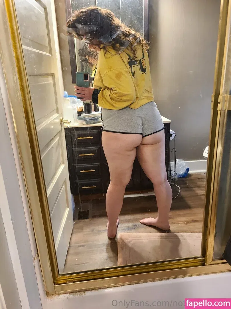 notsafeforcon Onlyfans Photo Gallery 