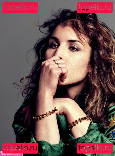 Noomi Rapace Onlyfans Photo Gallery 
