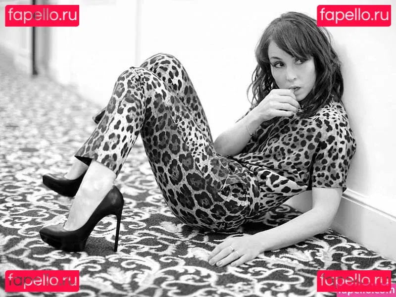 Noomi Rapace Onlyfans Photo Gallery 