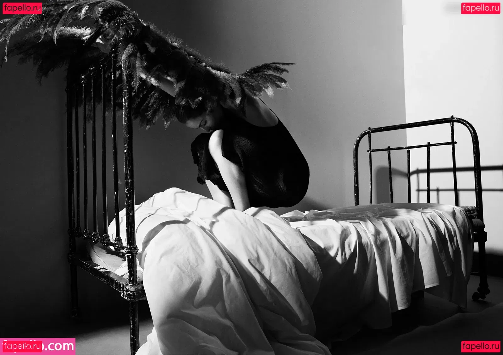 Noomi Rapace Onlyfans Photo Gallery 