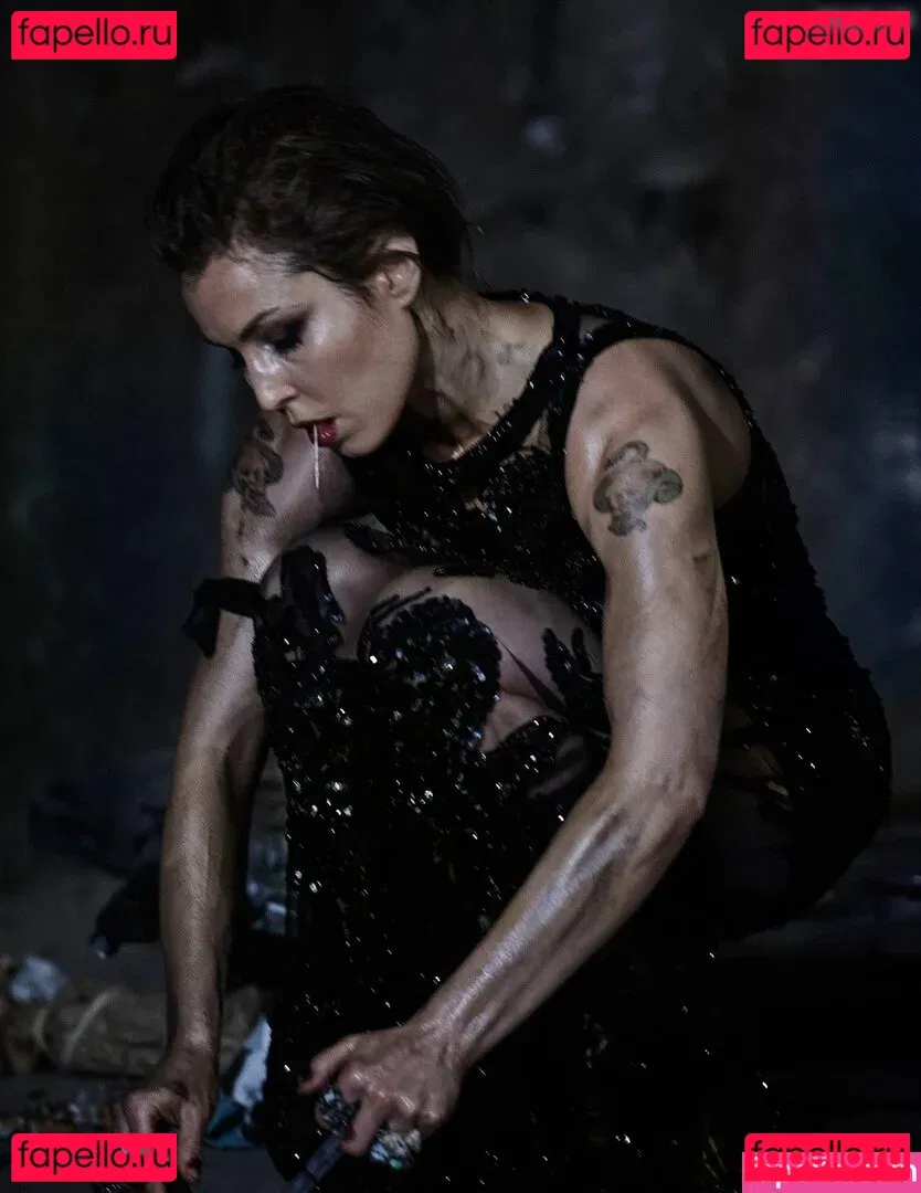 Noomi Rapace Onlyfans Photo Gallery 