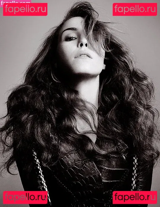 Noomi Rapace Onlyfans Photo Gallery 
