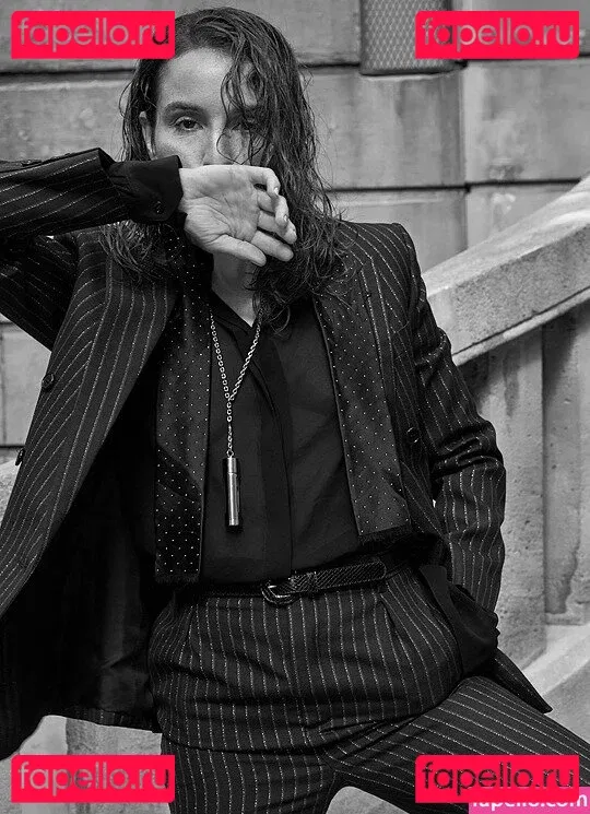 Noomi Rapace Onlyfans Photo Gallery 