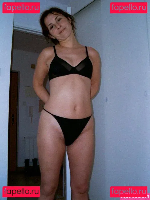 Noomi Rapace Onlyfans Photo Gallery 