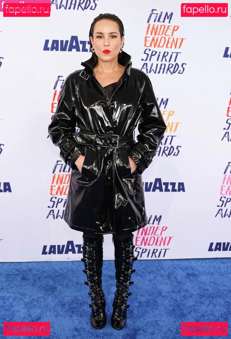 Noomi Rapace Onlyfans Photo Gallery 