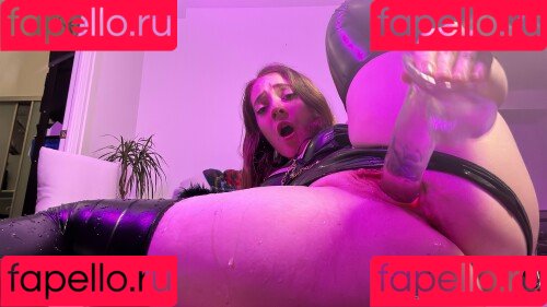 redheadwinter Onlyfans Photo Gallery 