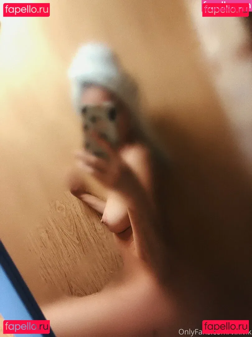 FancyVikki Onlyfans Photo Gallery 