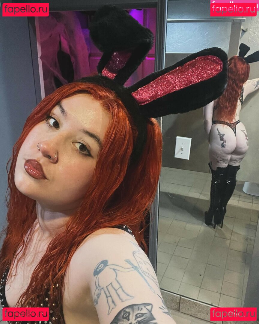 Mooonspitt Nude Onlyfans Photo 36