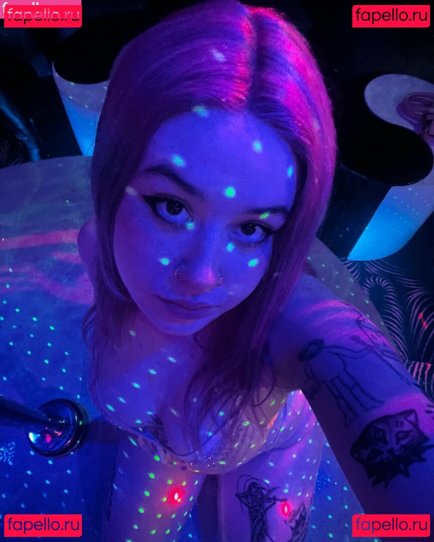 Mooonspitt Nude Onlyfans Photo 16