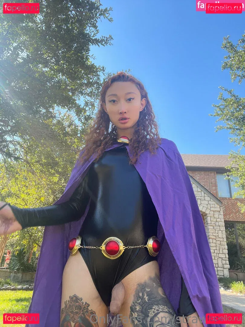 strawishere Onlyfans Photo Gallery 