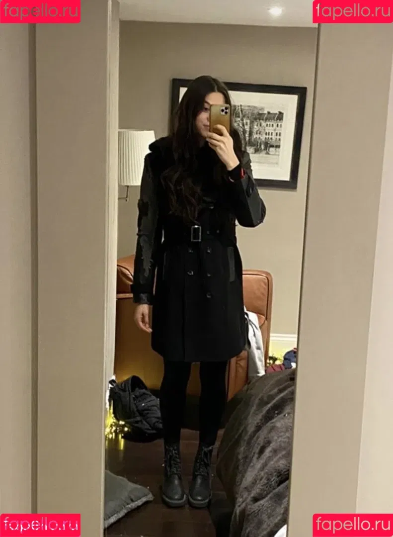 Kira Kosarin Onlyfans Photo Gallery 