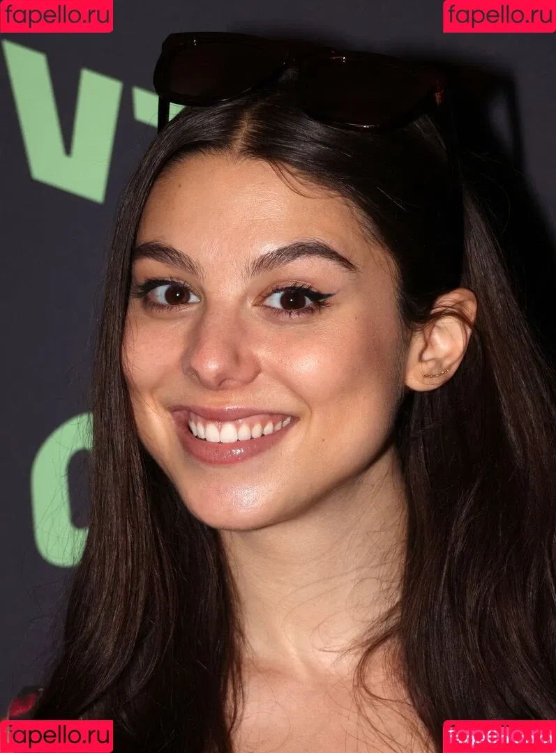 Kira Kosarin Onlyfans Photo Gallery 
