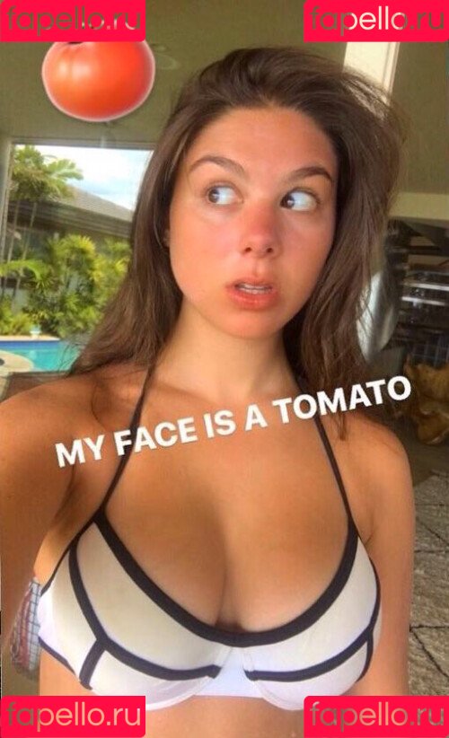Kira Kosarin Onlyfans Photo Gallery 