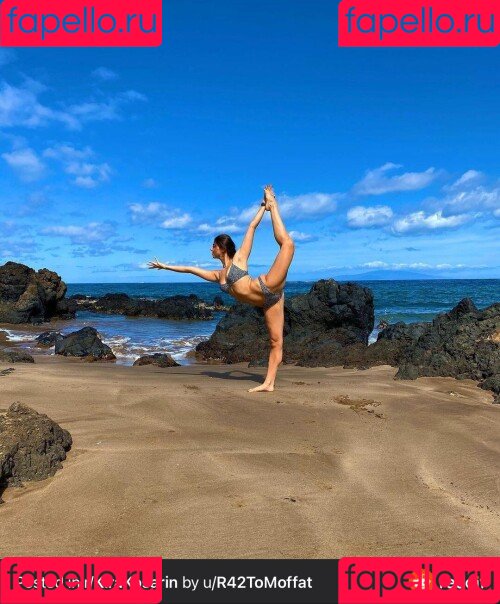 Kira Kosarin Onlyfans Photo Gallery 