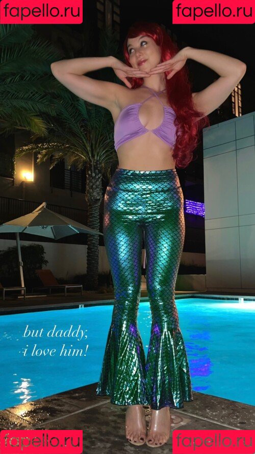 Kira Kosarin Onlyfans Photo Gallery 