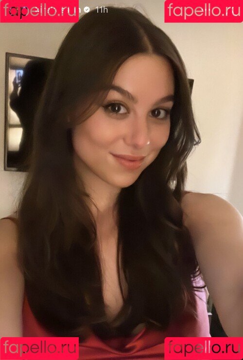 Kira Kosarin Onlyfans Photo Gallery 