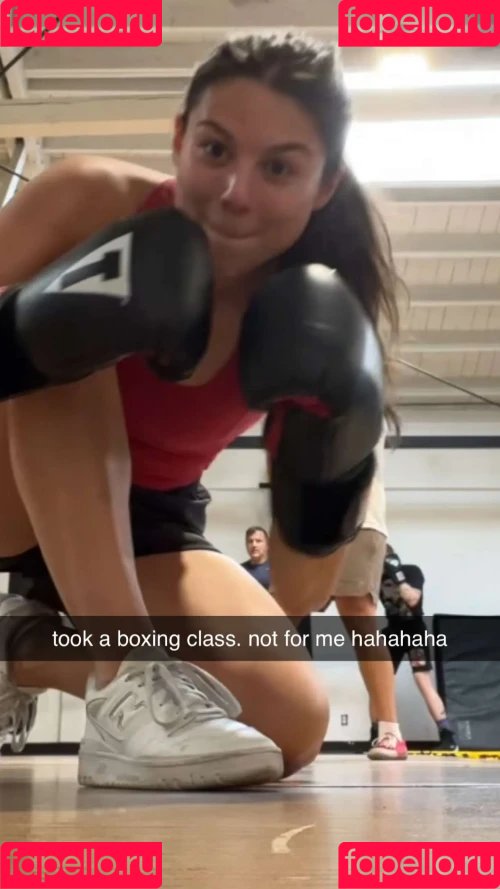 Kira Kosarin Onlyfans Photo Gallery 