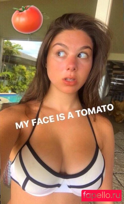 Kira Kosarin Onlyfans Photo Gallery 