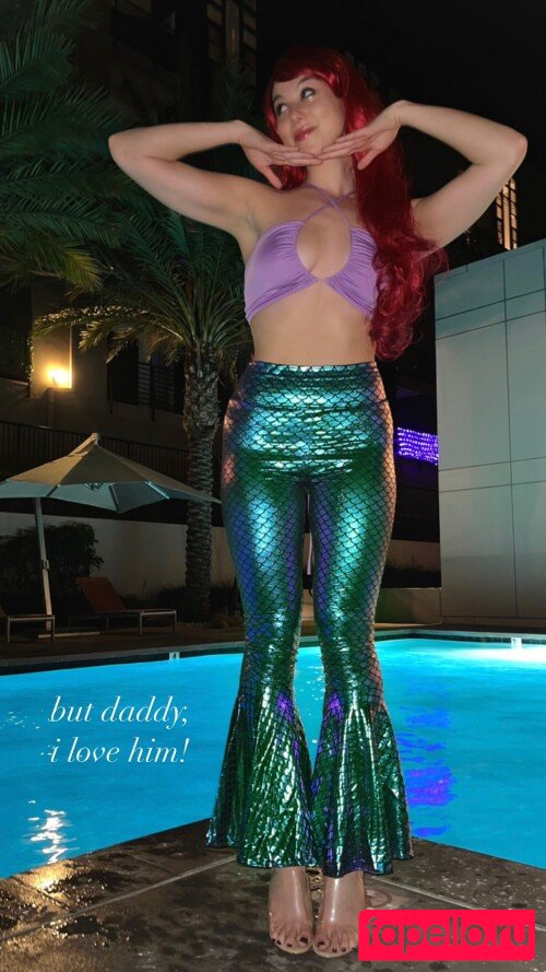 Kira Kosarin Onlyfans Photo Gallery 