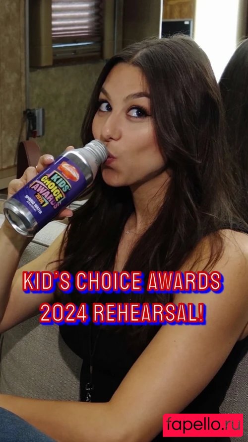 Kira Kosarin Onlyfans Photo Gallery 