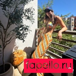 Kira Kosarin Onlyfans Photo Gallery 