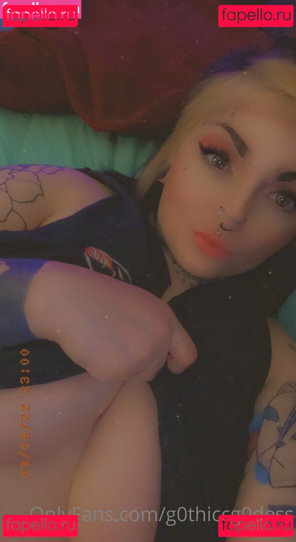 g0thiccg0dess Nude Onlyfans Photo 28