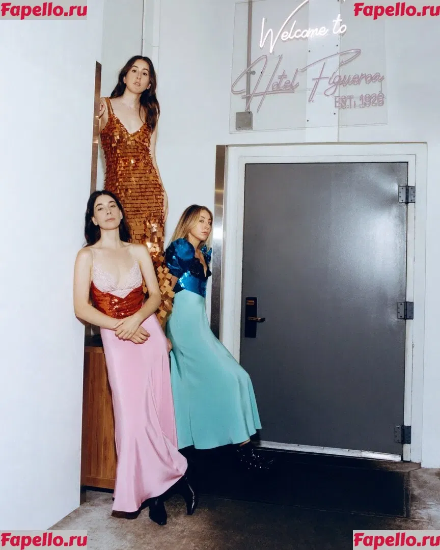 Haim Sisters Onlyfans Photo Gallery 