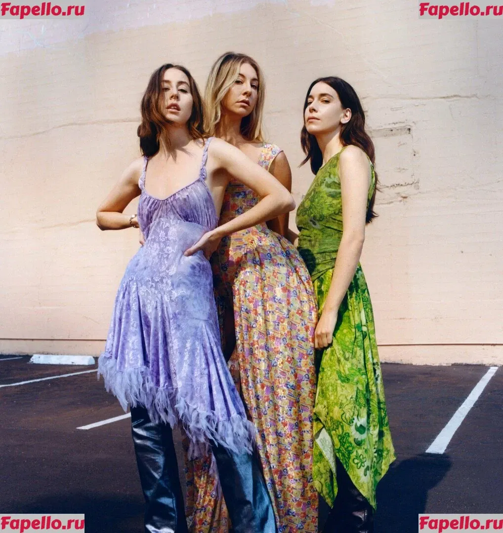 Haim Sisters Onlyfans Photo Gallery 