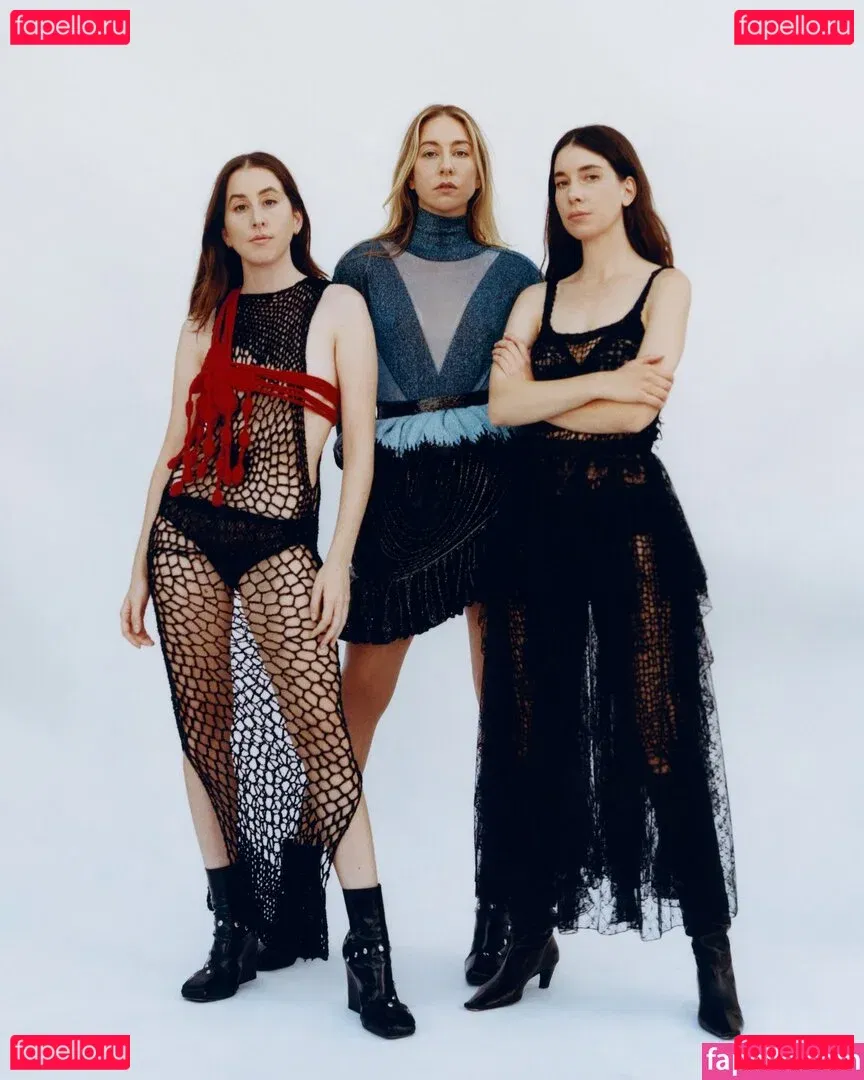 Haim Sisters Onlyfans Photo Gallery 