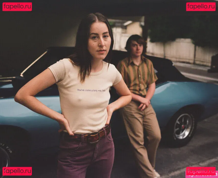 Haim Sisters Onlyfans Photo Gallery 