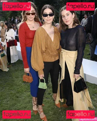 Haim Sisters Onlyfans Photo Gallery 