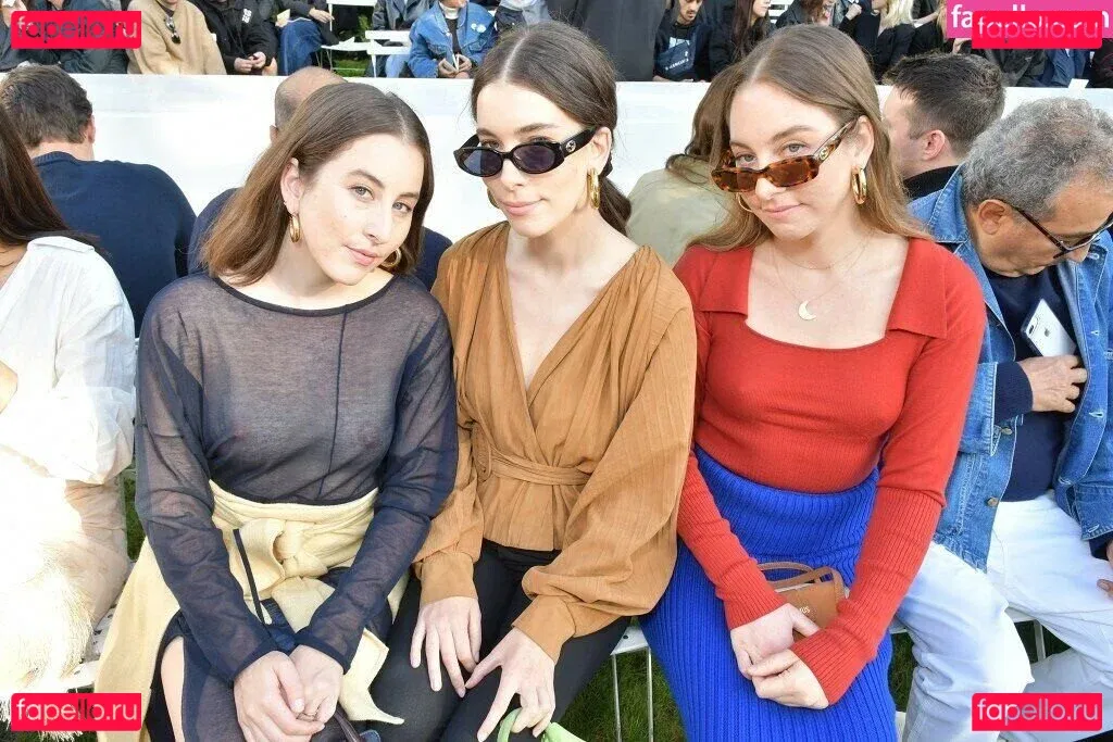 Haim Sisters Onlyfans Photo Gallery 