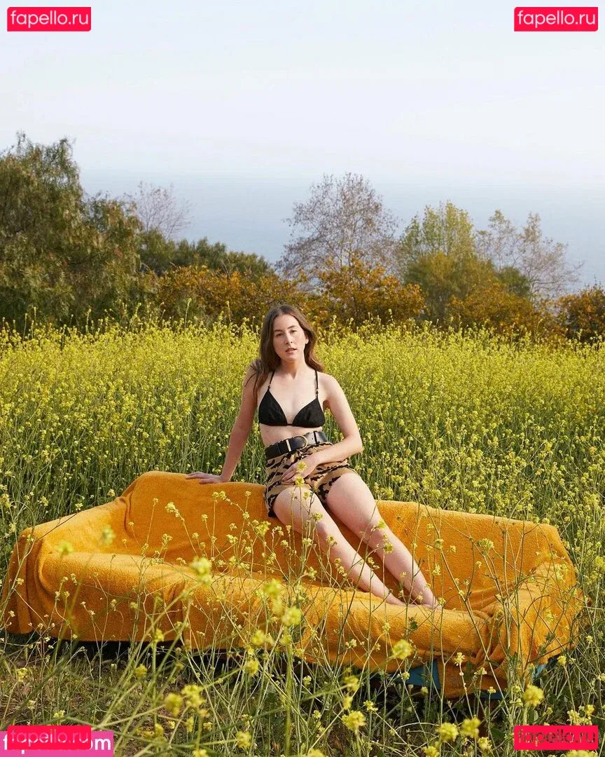 Haim Sisters Onlyfans Photo Gallery 