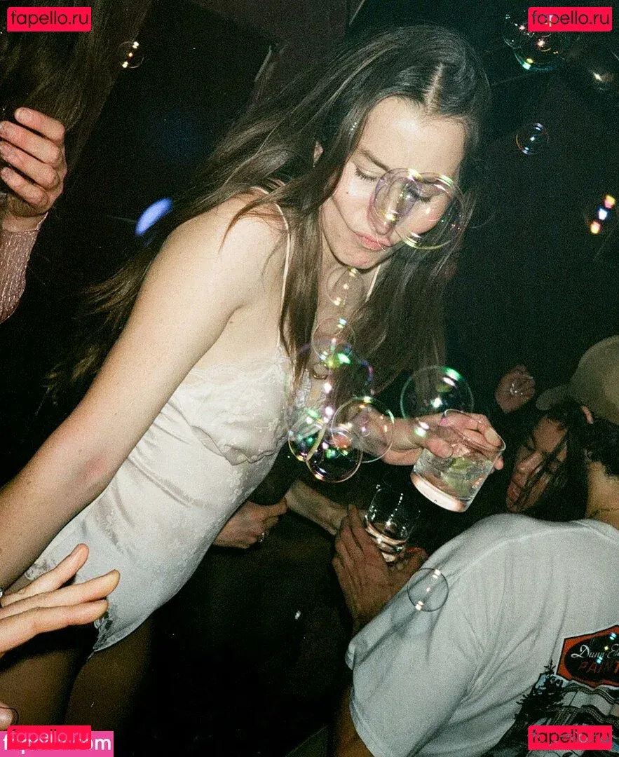 Haim Sisters Onlyfans Photo Gallery 