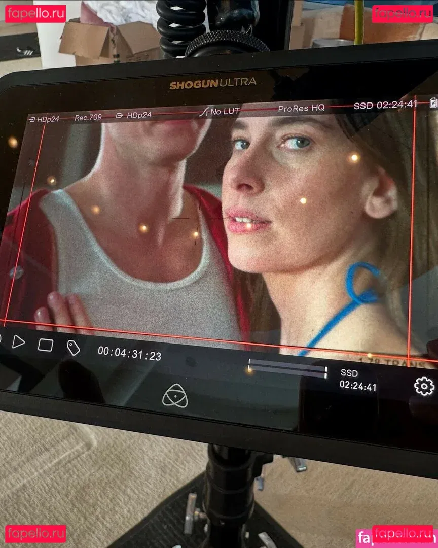 Haim Sisters Onlyfans Photo Gallery 