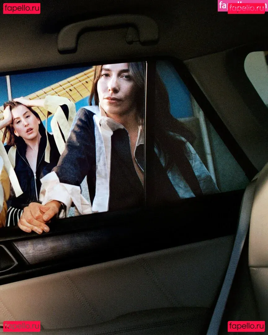 Haim Sisters Onlyfans Photo Gallery 