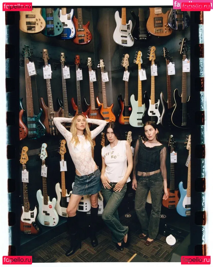 Haim Sisters Onlyfans Photo Gallery 