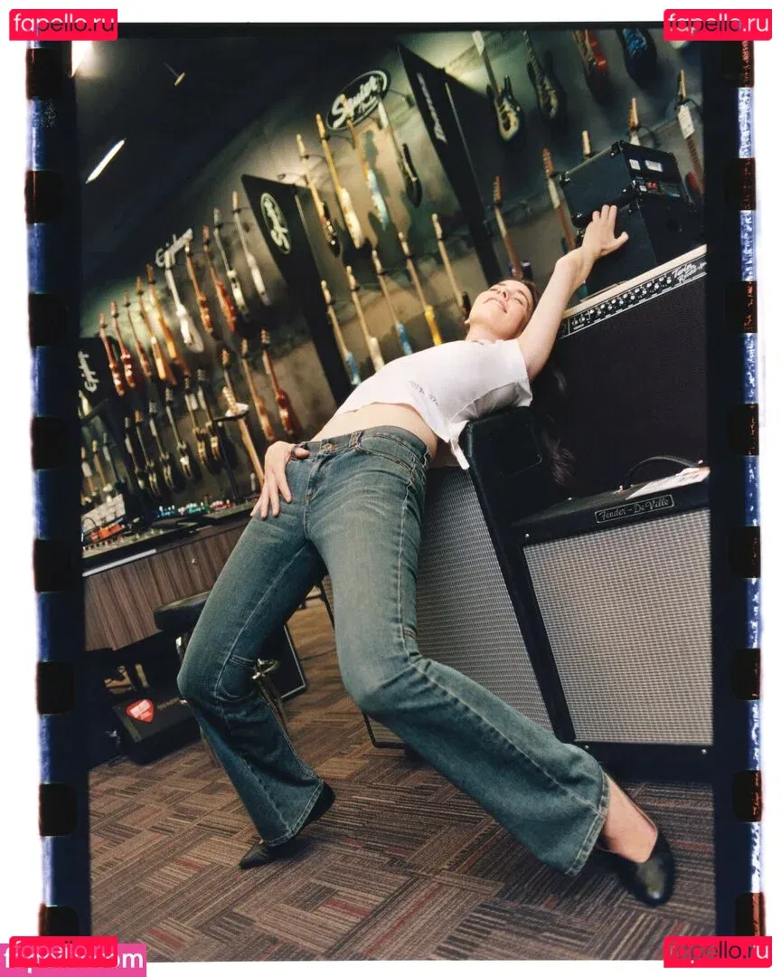 Haim Sisters Onlyfans Photo Gallery 