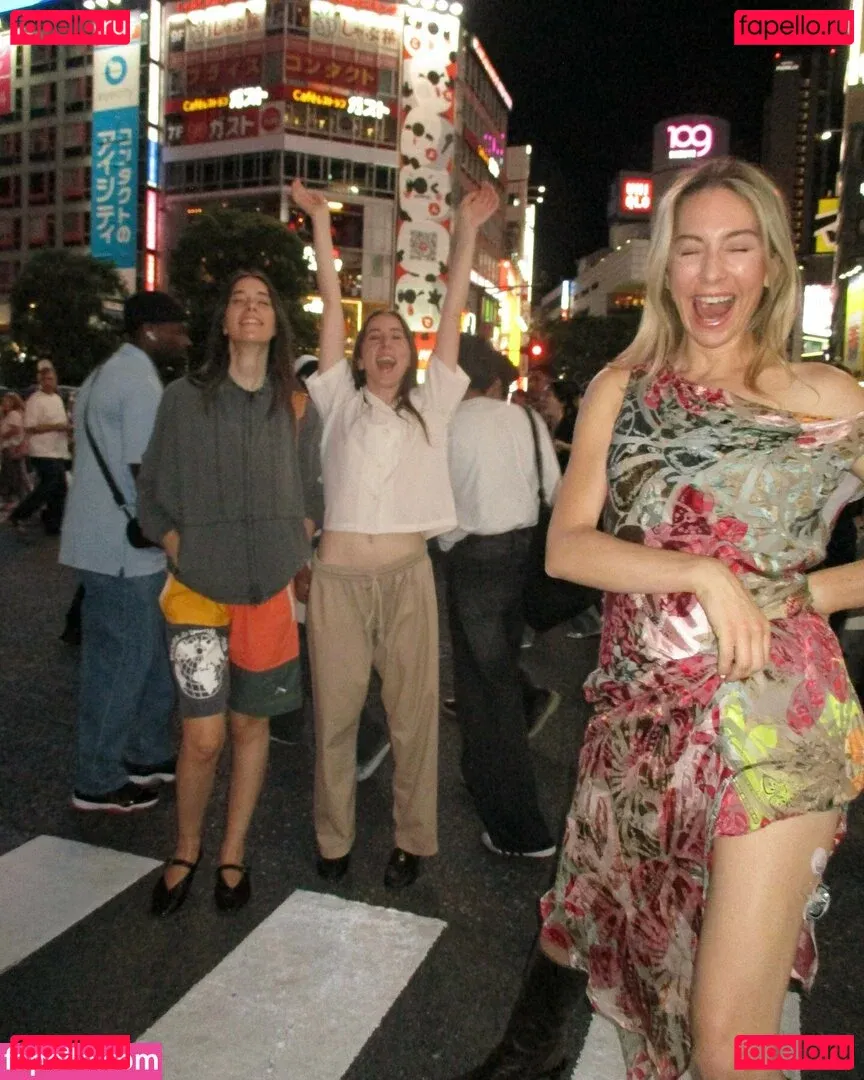 Haim Sisters Onlyfans Photo Gallery 