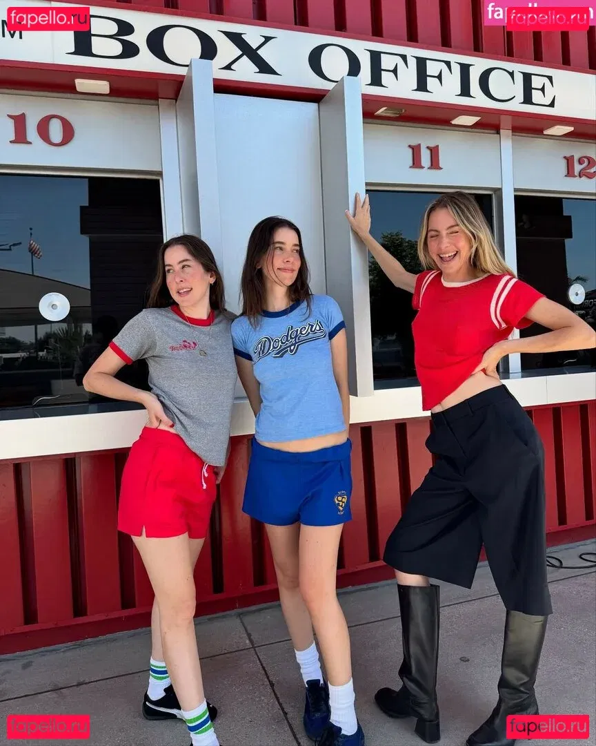 Haim Sisters Onlyfans Photo Gallery 