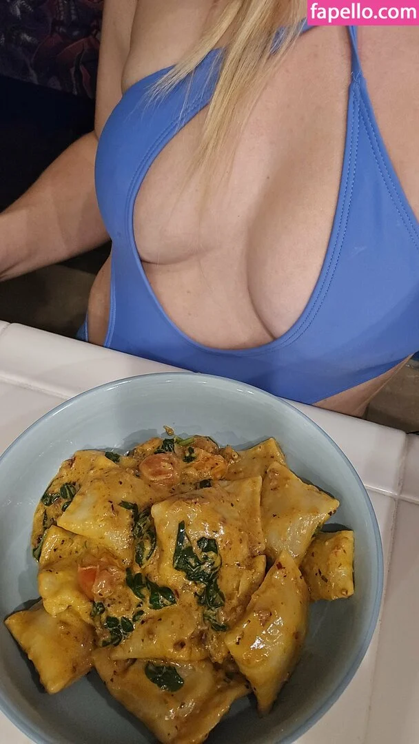 freevictoria Onlyfans Photo Gallery 