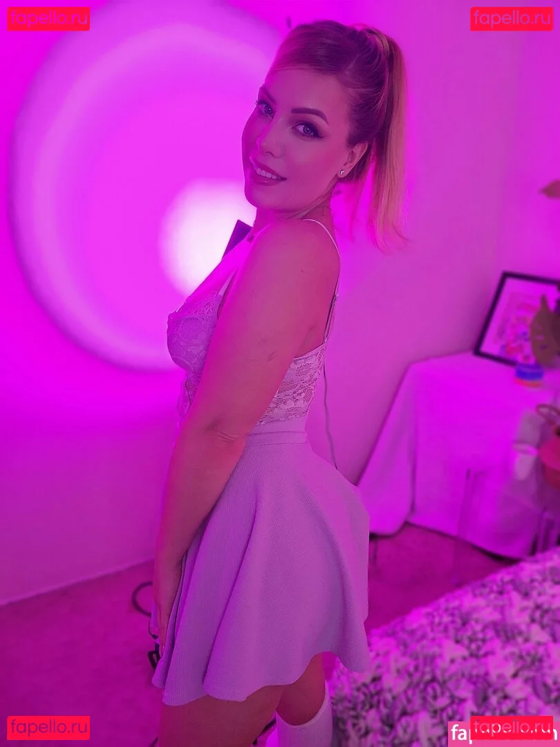 freevictoria Onlyfans Photo Gallery 