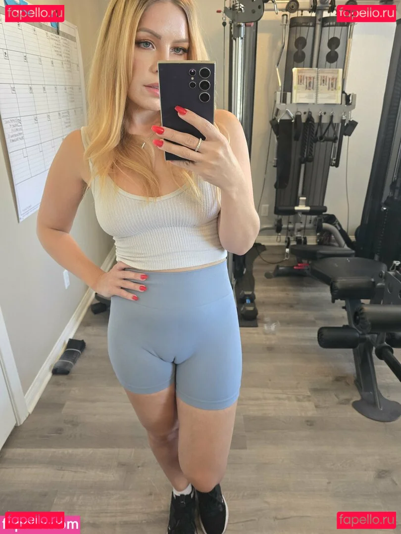 freevictoria Onlyfans Photo Gallery 