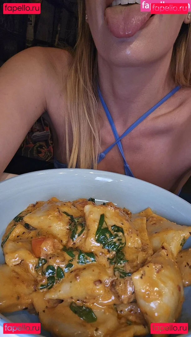 freevictoria Onlyfans Photo Gallery 