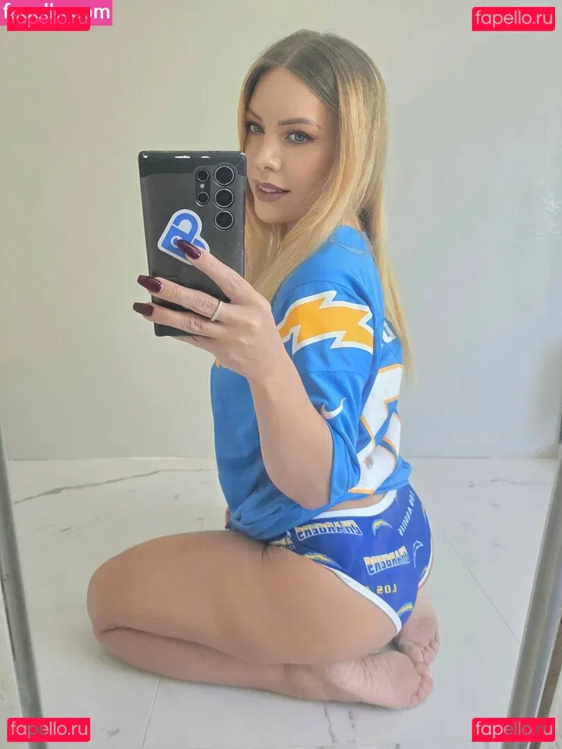 freevictoria Onlyfans Photo Gallery 