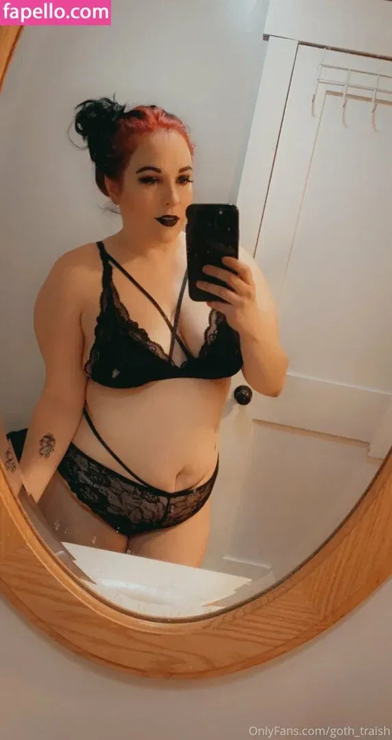 goth_traish Onlyfans Photo Gallery 