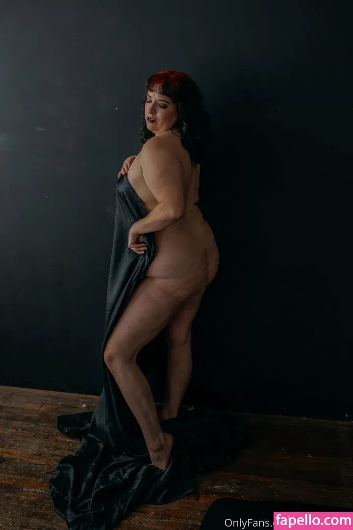 goth_traish Onlyfans Photo Gallery 